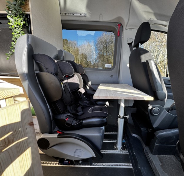 VW Crafter Offgrid Camper Overlander Campingbus - Bergen, Norwegen