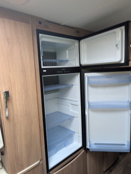 Kabe Smaragd XL KS Wohnwagen - pieksämäki, Finnland