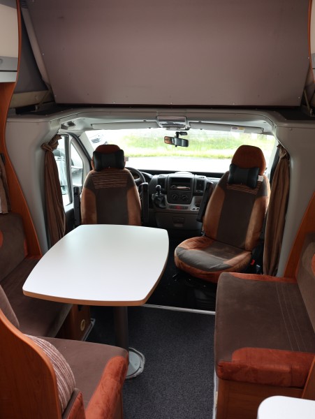 Karmann Mobil Ontario Matkailuauto - Laksevåg, Norja