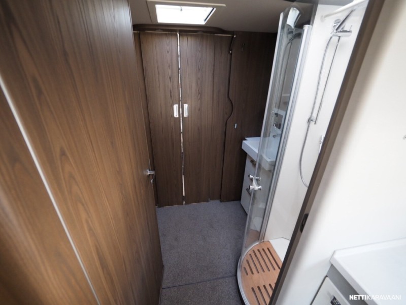 Hymer B MasterLine I 890 Husbil - Raisio, Finland