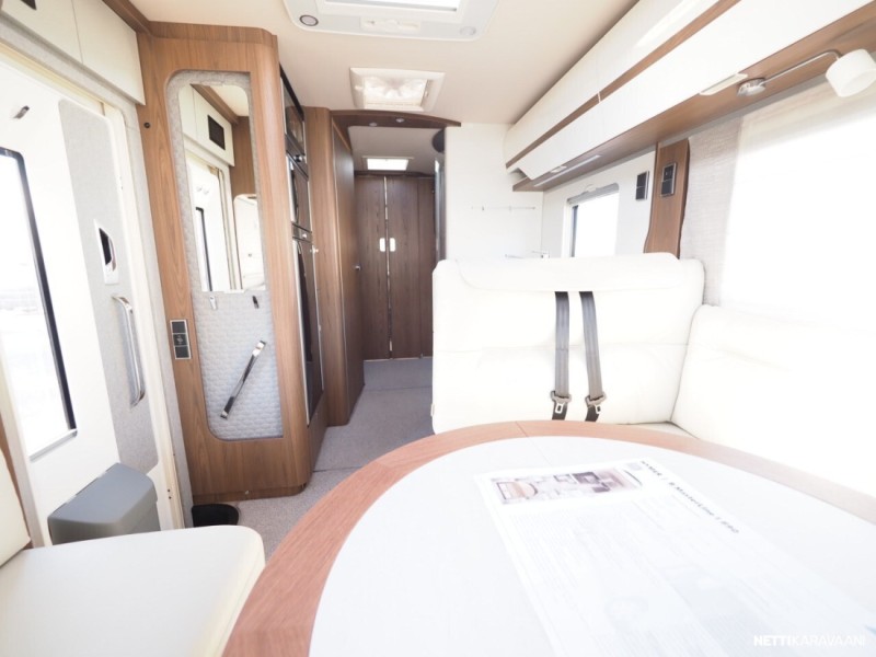 Hymer B MasterLine I 890 Husbil - Raisio, Finland