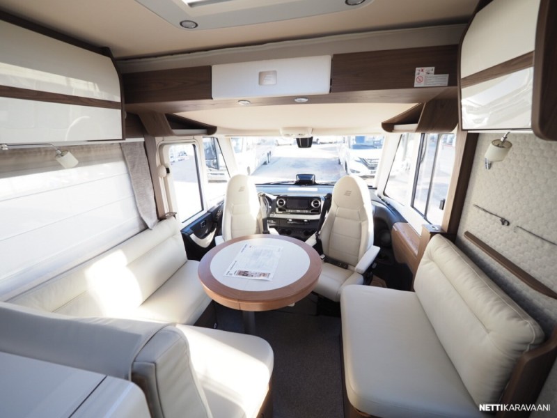 Hymer B MasterLine I 890 Husbil - Raisio, Finland