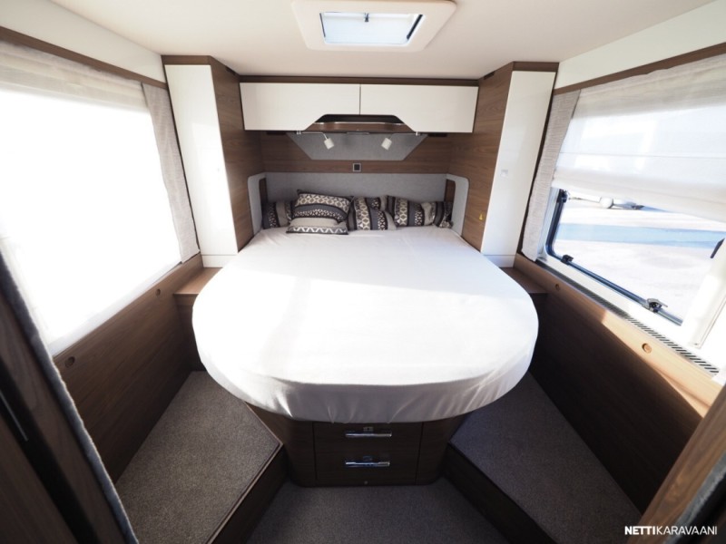 Hymer B MasterLine I 890 Husbil - Raisio, Finland