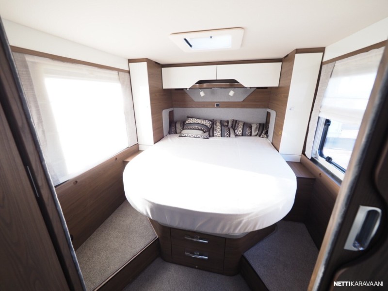 Hymer B MasterLine I 890 Husbil - Raisio, Finland