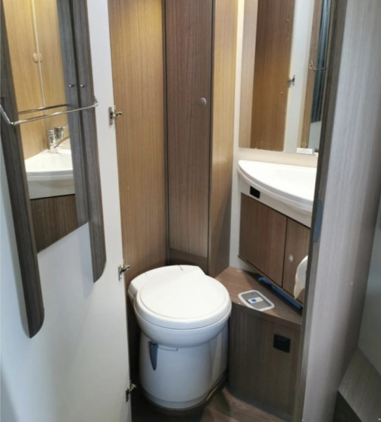 Carado Capron CIFI I449 Wohnmobil - Eschenbach, Schweiz