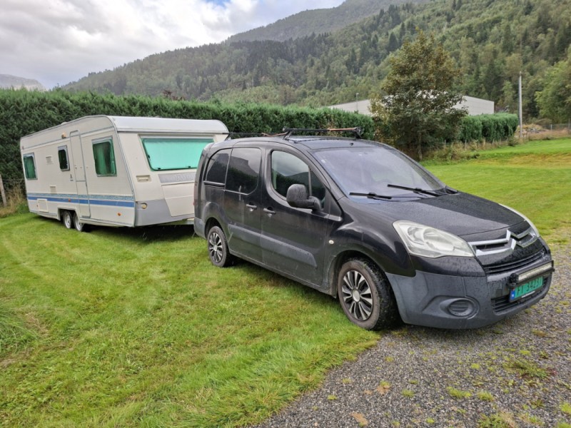 Adria 613 UL Matkailuvaunu - Sande i Vestfold, Norja
