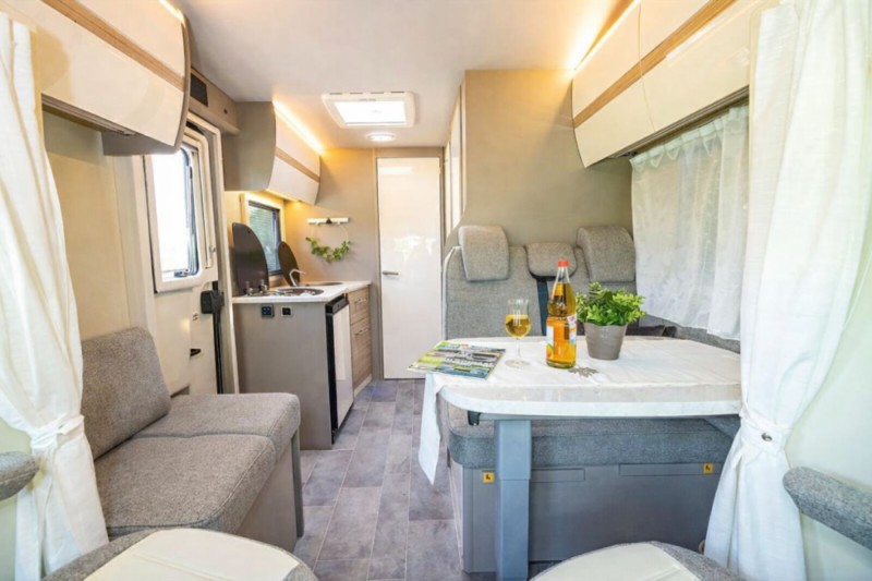 Ahorn A690 Wohnmobil - Muri b. Bern, Schweiz