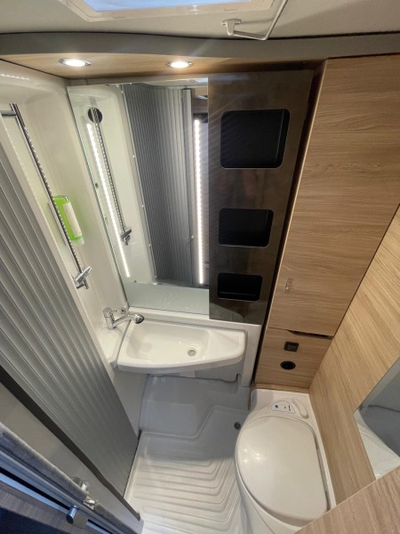 Knaus VAN TI Plus 650 MEG Pri Wohnmobil - Simplon, Schweiz