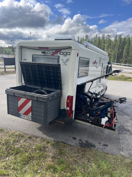 Mercedes Carthago chic e-line 44 Matkailuauto - Rovaniemi, Suomi