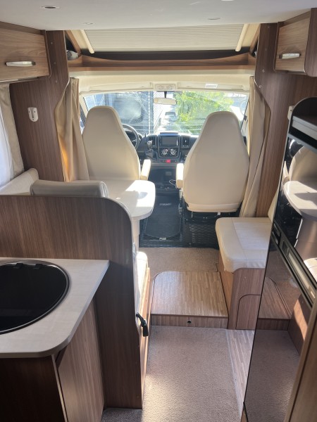 Carado T 447 Wohnmobil - Espoo, Finnland