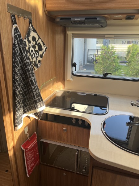 Carado T 447 Wohnmobil - Espoo, Finnland