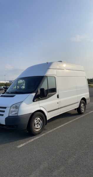 Ford Transit Campingbus - Bøstad, Norwegen