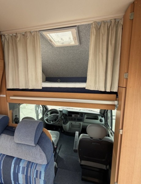 Knaus Sun Traveller 650 DKG Matkailuvaunu - Åsbro, Ruotsi