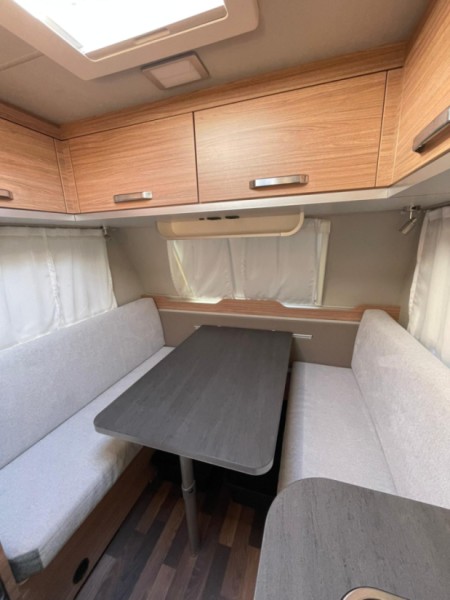 Weinsberg Caraone 400LK Wohnwagen - Natters, Österreich