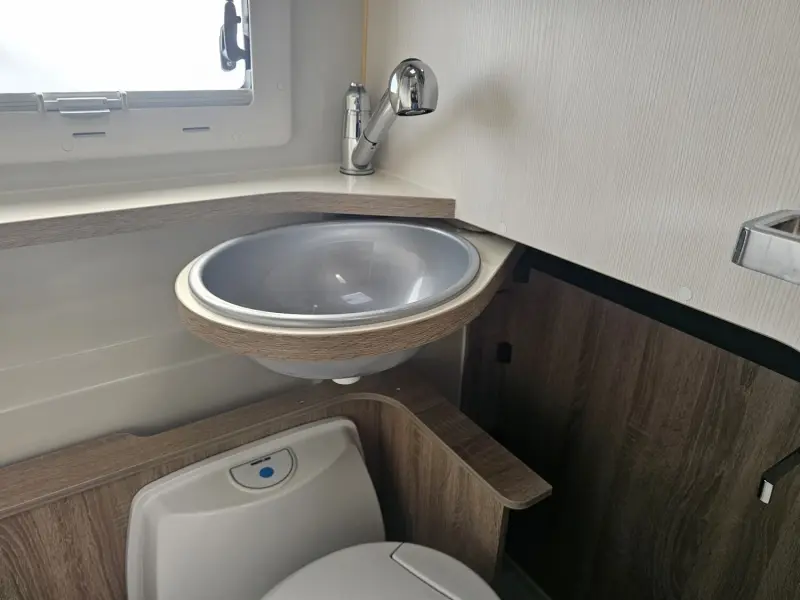 Karmann Mobil Dexter Campingbus - Huskvarna, Schweden