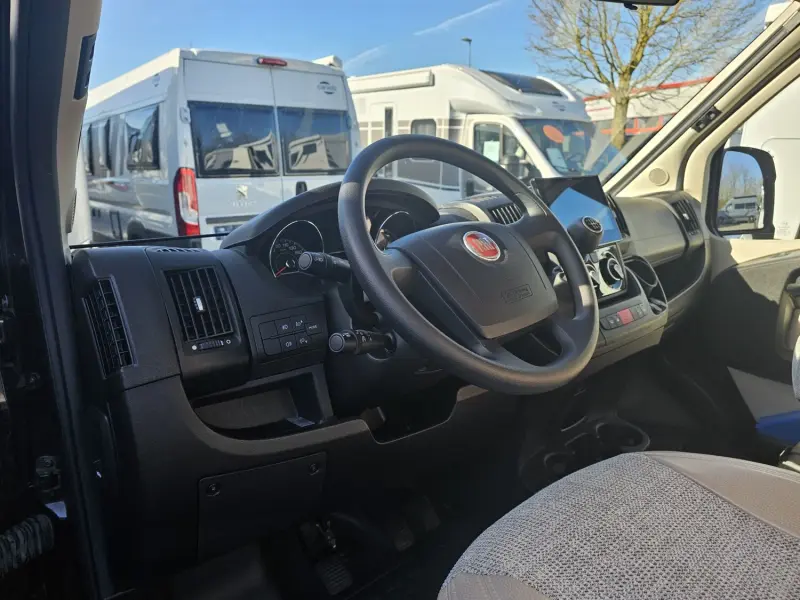 Karmann Mobil Dexter Campingbus - Huskvarna, Schweden