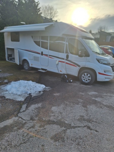 Sunlight FIAT-CAPRON T 69 L Matkailuauto (SA) 3ov 2287cm3 Wohnmobil - Vantaa, Finnland