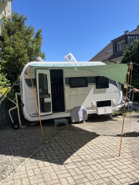 Hobby 390 On Tour SF Matkailuvaunu - Köniz, Sveitsi