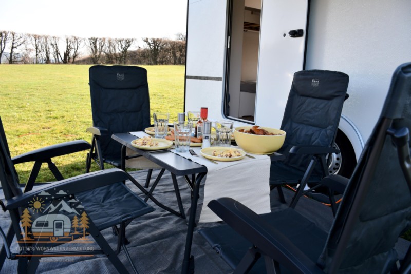 LMC E:DERO 470K Wohnwagen - Hammersbach, Deutschland
