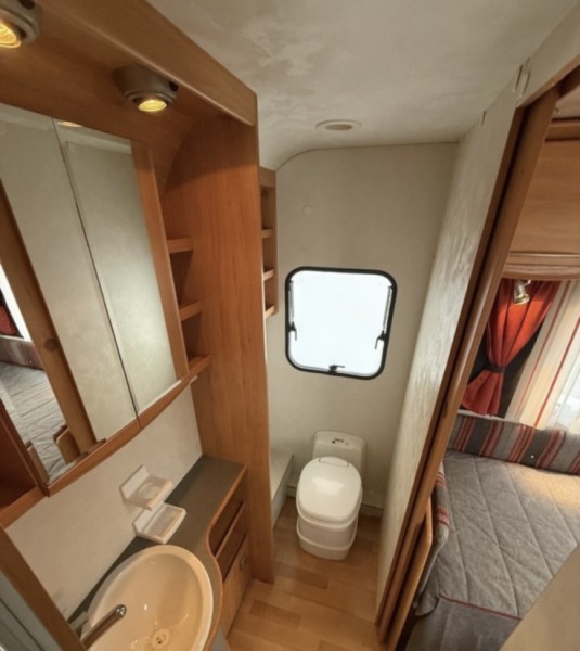 Adria Adora 542 UT Wohnwagen - Linköping, Schweden