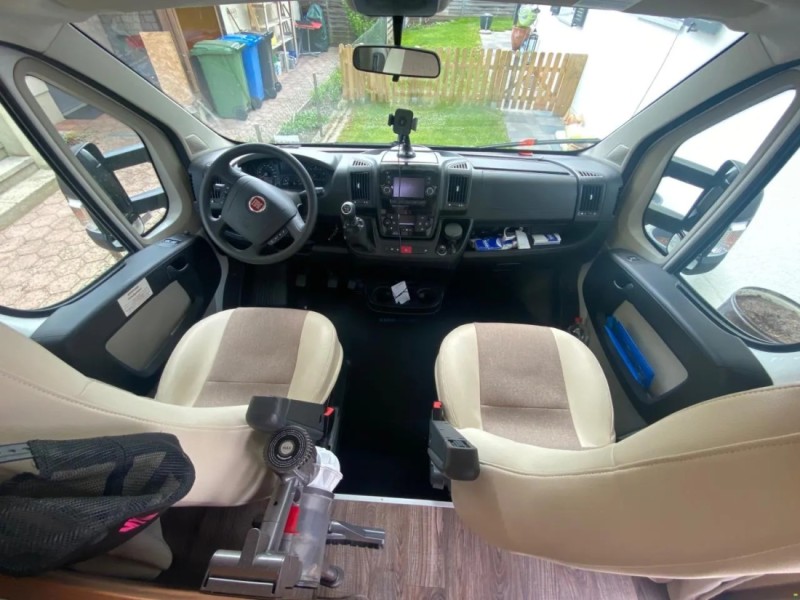 Eura Mobil Terrestra 690 HB Wohnmobil - Kriens, Schweiz