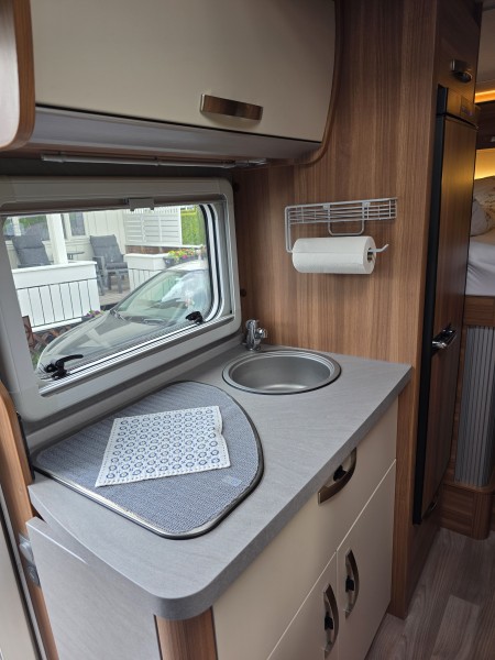 Weinsberg CaraCompact Edition Pepper Matkailuauto - Steinberg, Norja
