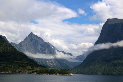 Adria Twin supreme Campervan - Røyneberg, Norge