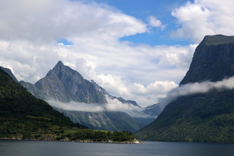 Adria Twin supreme Campingbus - Røyneberg, Norwegen