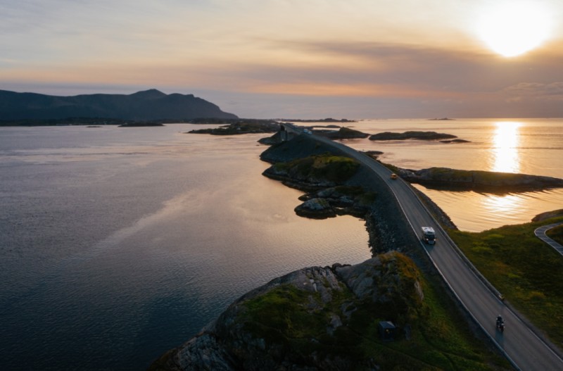 Adria Twin supreme Campingbus - Røyneberg, Norwegen