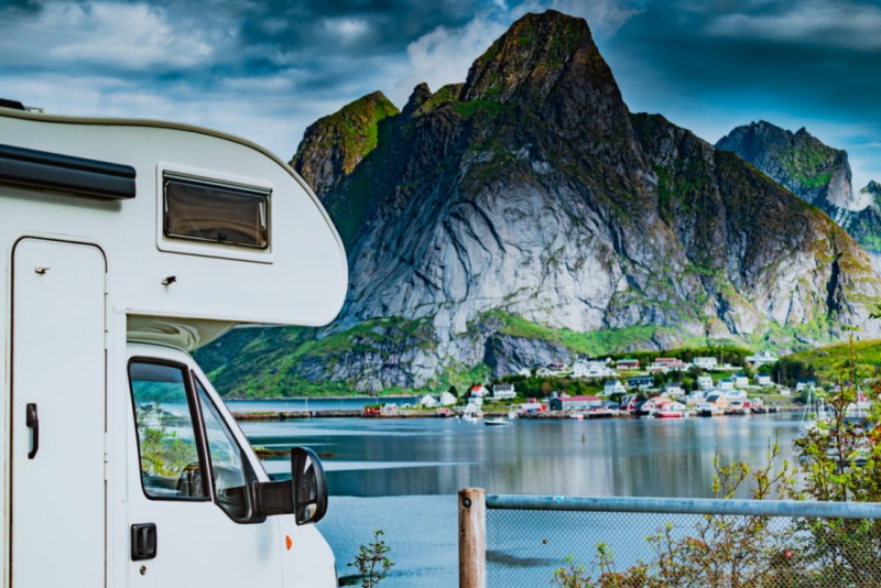 Adria Twin supreme Campingbus - Røyneberg, Norwegen