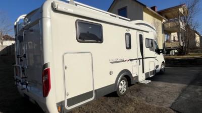 Adria Matrix Camping-car - Kvissleby, Suède