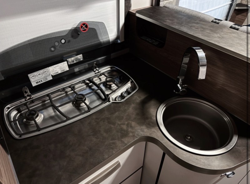 Knaus LIVE I 700 MEG Wohnmobil - Domat/Ems, Schweiz