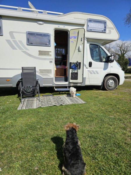 Adria Sport Wohnmobil - Heimberg, Schweiz