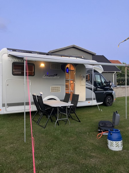 Dethleffs Dethleffs T6471-4 Matkailuauto - Hönö, Ruotsi