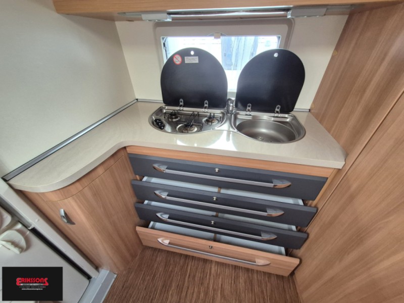 Hobby 380 TB DE LUXE 1100 kg Caravan - Mariestad, Sweden