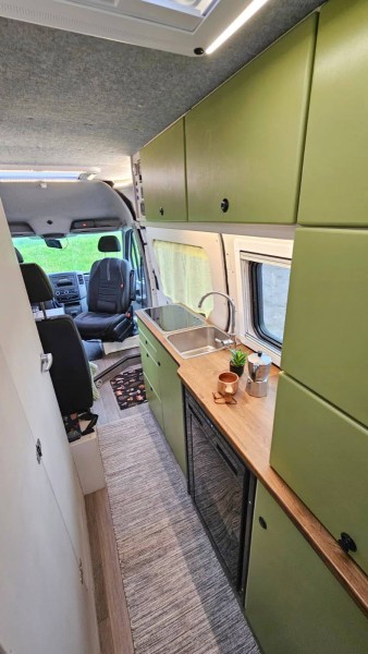 VW Crafter Van - Järvenpää, Finlande