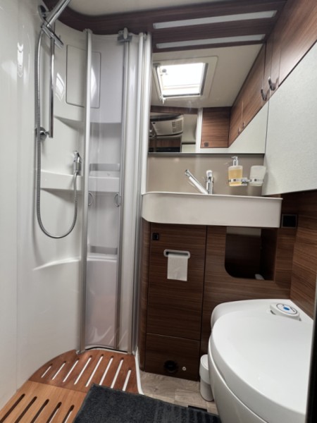 Hymer B580 MC Bobil - Schmerikon, Sveits