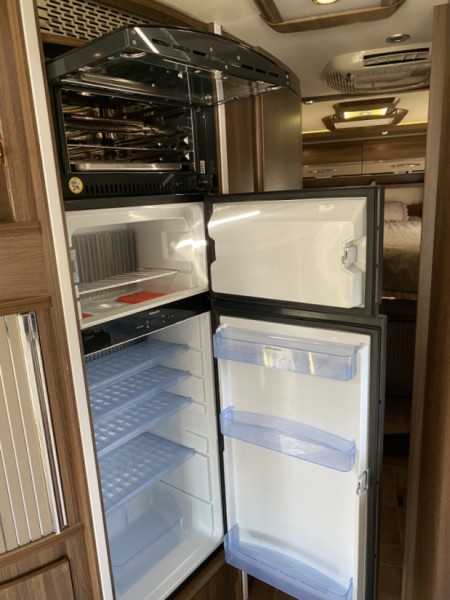 Bürstner 890 elegance Wohnmobil - Lindesberg, Schweden