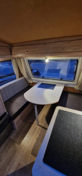 Polletta N1500 Wohnwagen - Neslandsvatn, Norwegen