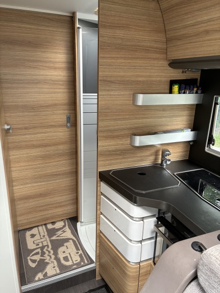 Adria Sonic700sc pluss Camping-car - Krokstadelva, Norvège