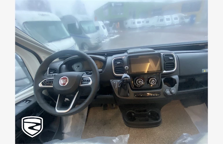 Pilote P740GJ Wohnmobil - Gråbo, Schweden