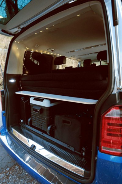VW Multivan Campingbus - Unterseen, Schweiz