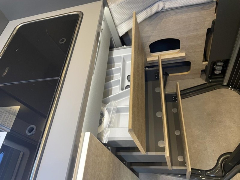 Dethleffs 540DR Globetrail Retkeilyauto - Kungsbacka, Ruotsi