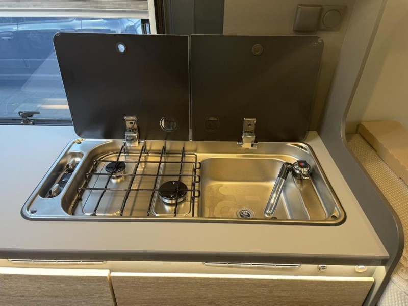 Dethleffs 540DR Globetrail Retkeilyauto - Kungsbacka, Ruotsi