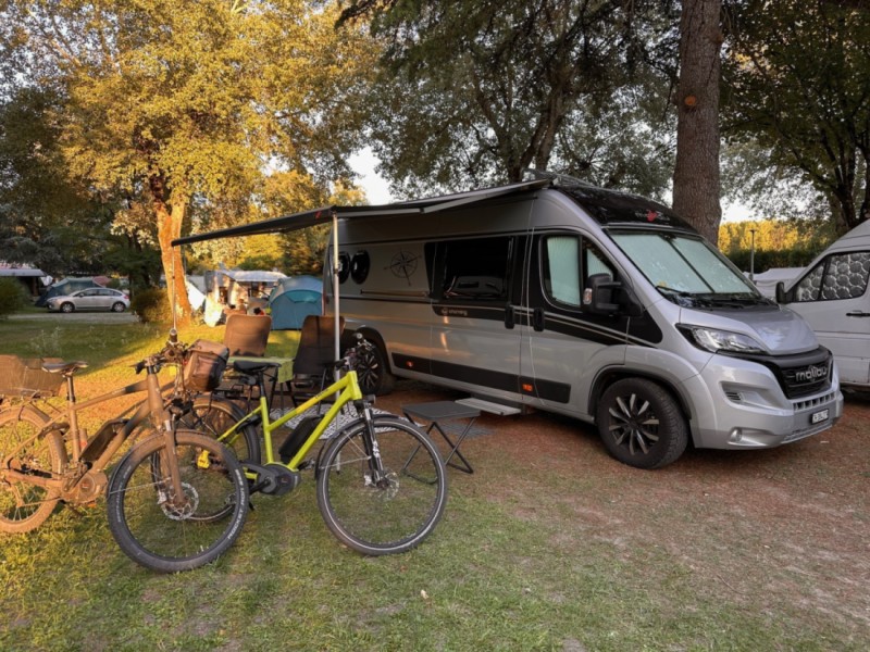 Malibu 640 LE-K Wohnmobil - Dübendorf, Schweiz