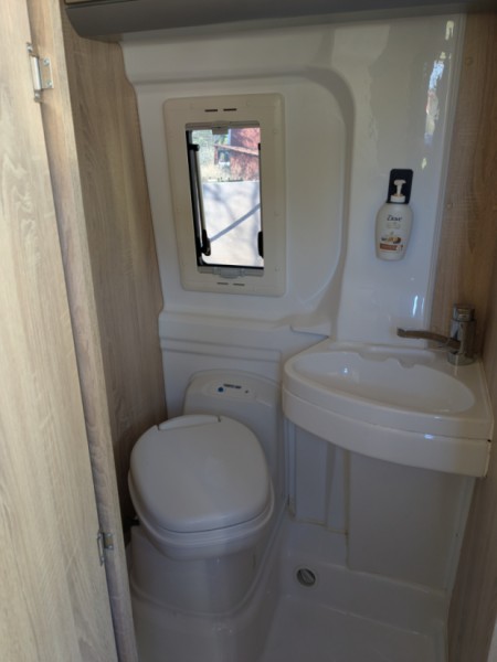 Clever Vans TOTH ES FIAI Campingbus - Enköping, Schweden
