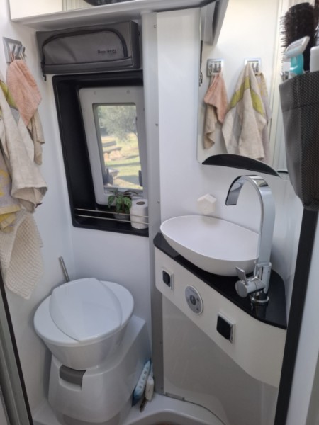Pössl Prime Summit 600 Campingbus - Bern, Schweiz
