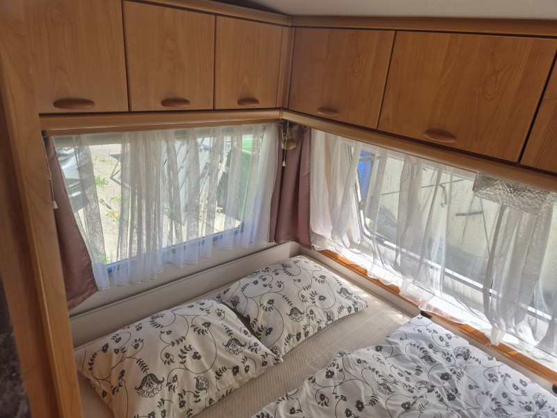 Hobby De Luxe 440 Wohnwagen - Tenniken, Schweiz