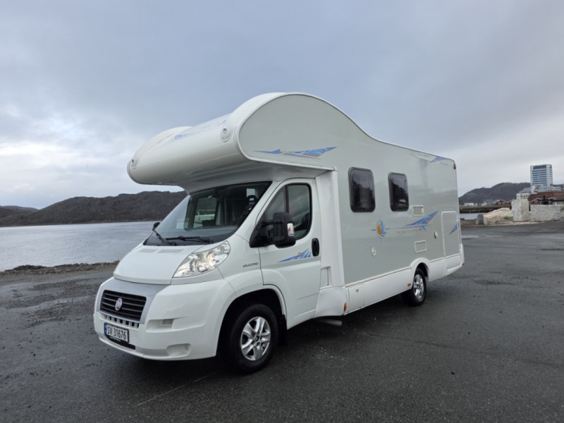 Rimor Trimarano 8 / Registrert for 5 personer! Wohnmobil - Bodø, Norwegen
