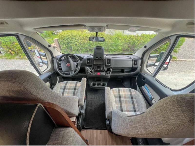 LMC Breezer Wohnmobil - Bandhagen, Schweden